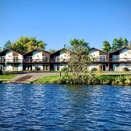 Bridge Inn Tomhawk - 2Nd Floor, 1 King Size Bed, Balcony, River View Tomahawk エクステリア 写真