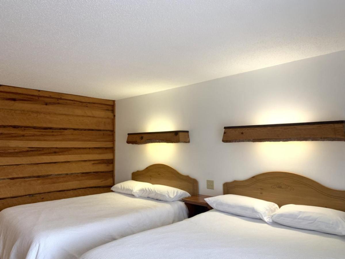 Bridge Inn Tomhawk - 2Nd Floor, 1 King Size Bed, Balcony, River View Tomahawk エクステリア 写真